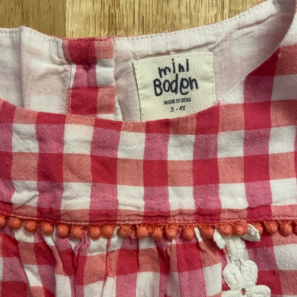 Mini Boden Red Pink White Gingham Top 3Y-4Y - Picture 2 of 3